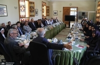 بازدید مدیران و کارشناسان مرکز دیپلماسی عمومی و رسانه&zwnj;ای وزارت خارجه از بنیاد ایران&zwnj;شناسی (3)