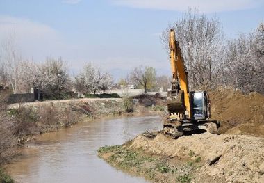 آغاز عملیات لایروبی رودخانه‎های لرستان