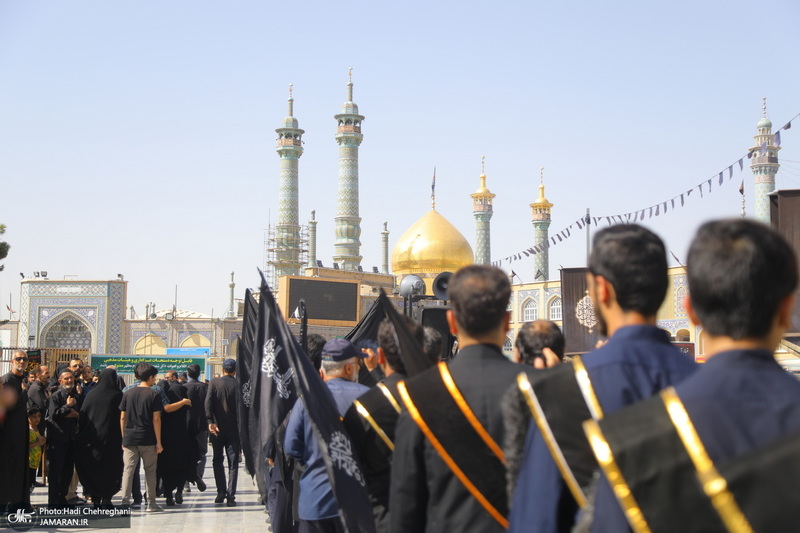 دسته عزاداری خادمین حرم حضرت معصومه (س) در روز شهادت امام رضا (ع)