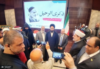 سید علی خمینی: بین ما و استکبار هیچ وقت صلحی صورت نمی‌گیرد/ ما قبول نمی‌کنیم رژیم صهیونیستی بخواهد حکمرانی کند/ مجتبی امانی: افتخار می‌کنم که جزو یاران امام هستم