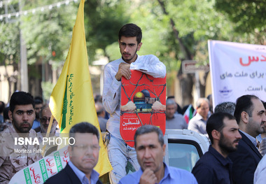 راهپیمایی روز قدس، عامل پایداری ما در مقابل توطئه‌هاست