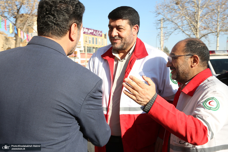 بازدید رئیس جمعیت هلال‌احمر  از بیت تاریخی حضرت امام در خمین