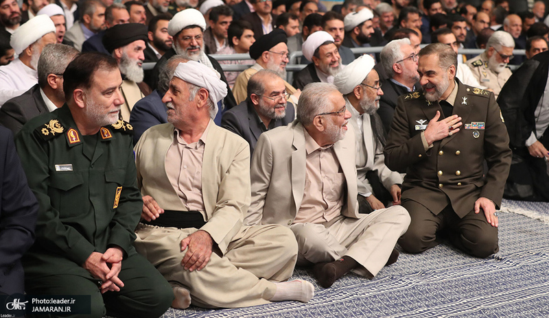 دیدار مسئولان نظام و مهمانان کنفرانس وحدت اسلامی با رهبر معظم انقلاب