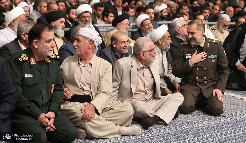 دیدار مسئولان نظام و مهمانان کنفرانس وحدت اسلامی با رهبر معظم انقلاب