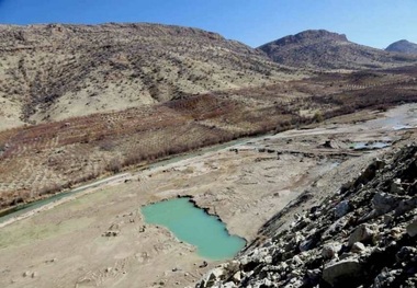 مرثیه بر خاک مدفون زیر آب