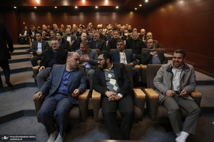 دیدار رئیس، مدیران و جمعی از کارکنان کمیته امداد امام خمینی (ره) با سید حسن خمینی