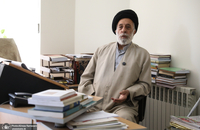 هادی خامنه ای