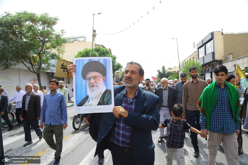 راهپیمایی نمازگزاران قمی در محکومیت جنایات رژیم صهیونیستی