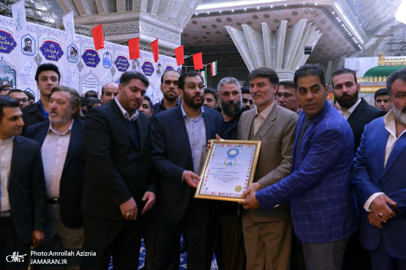 تجدید میثاق جمعی از قهرمانان ،پهلوانان و هنرمندان پیشکسوت با آرمان های حضرت امام(س)