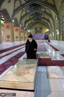 حضور رهبر معظم انقلاب در مرقد مطهر امام خمینی(س) و گلزار شهیدان