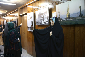 بازدید جمعی از دانش آموزان از بیت امام خمینی (س) در جماران 1