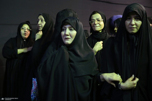 مراسم تشییع مرحوم آیت الله آقای حاج شیخ حسین هاشمیان در حسینیه جماران -2