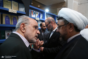 حضور حجت الاسلام و المسلمین علی کمساری در سی و ششمین نمایشگاه کتاب تهران