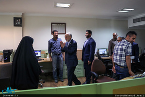 حضور رئیس سازمان انرژی اتمی در پایگاه اطلاع رسانی و خبری جماران