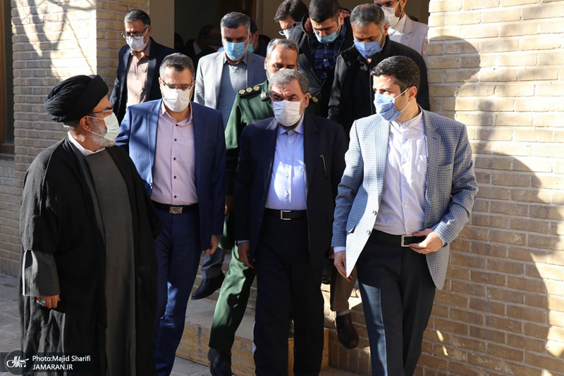 بازدید دبیرمجمع تشخیص مصلحت نظام از بیت و زادگاه امام خمینی(س)