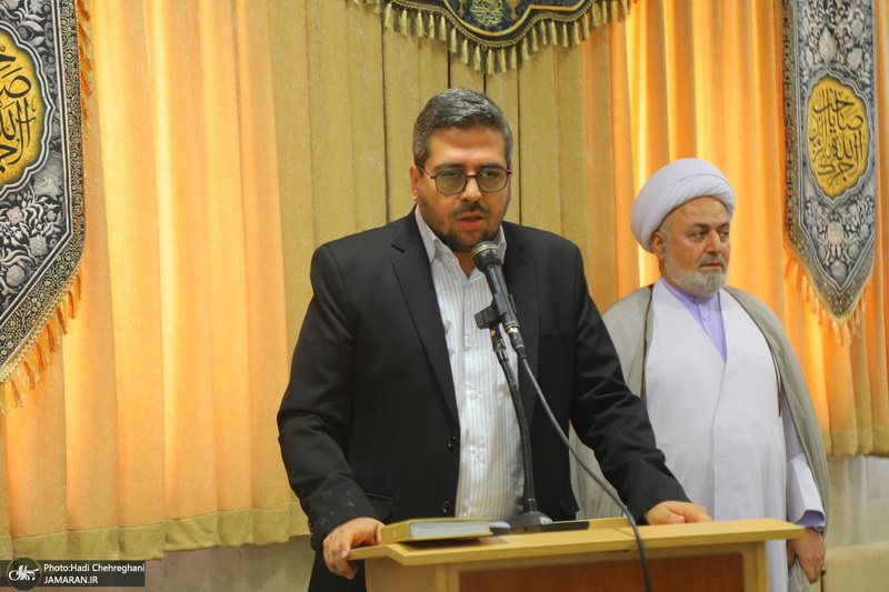 مراسم عمامه گذاری طلاب روز ولادت پیامبر اکرم (ص) و امام جعفر صادق (ع) در بیوت مراجع