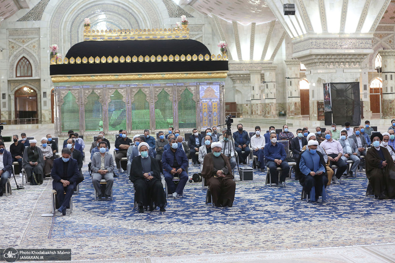 تجدید میثاق سرپرست و کارکنان موسسه تنظیم و نشر آثار امام خمینی(س) با آرمان های بنیانگذار جمهوری اسلامی