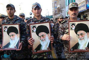 مراسم یوم الله 12 بهمن در بیت امام در قم 