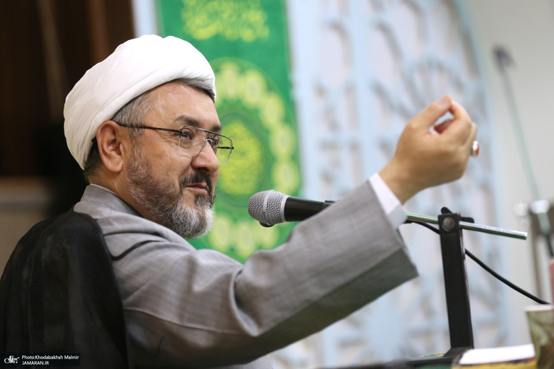 دیدار کارکنان موسسه تنظیم و نشر آثار امام خمینی (س) با حجت الاسلام و المسلمین علی کمساری