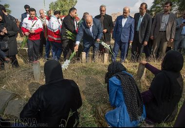 آیین بزرگداشت جانباختگان زلزله سرپل‌ذهاب برگزار شد