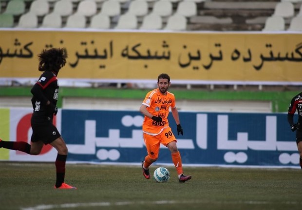 مهاجم پدیده به بازی با استقلال خوزستان می رسد؟