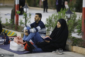 احیای شب بیست و یکم ماه مبارک رمضان در گلزار شهدای قم‎