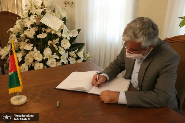 تصاویر/ حضور محمود صادقی و چهار تن از اعضای انجمن اسلامی مدرسین دانشگاه‌ها در سفارت افغانستان