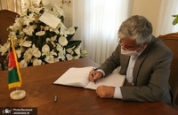 حضور محمود صادقی و چهار تن از اعضای انجمن اسلامی مدرسین دانشگاه‌ها در سفارت افغانستان (4)