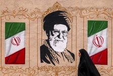  این برداشت که ایران از نظر راهبردی ضعیف‌تر شده نادرست و در عین حال خطرناک خواهد بود/بعید است ایران به انزوای کامل و «قلعه‌ای» عقب‌نشینی کند/جنگ همسایگان ایران را نیز نگران و بی ثبات کرده است