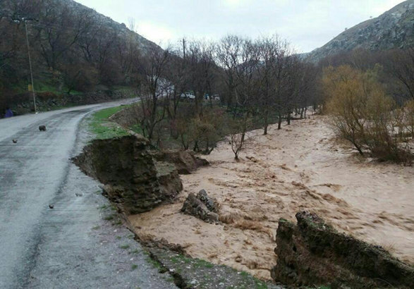 دو نفر کشته بر اثر جاری شدن سیلاب