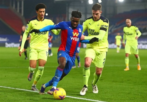  نیوکاسل با پیروزی لحظه آخری مقابل کریستال پالاس 5 پله صعود کرد
