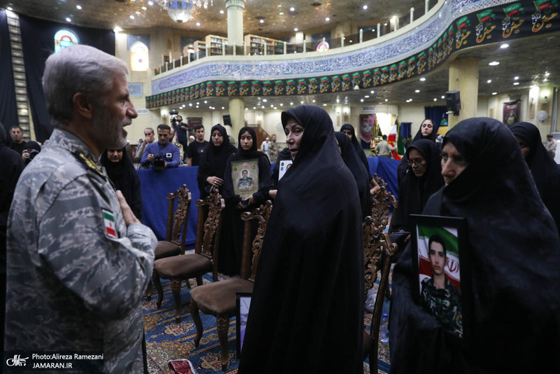 مراسم تکریم ۵۷ شهید گلگون کفن ارتش جمهوری اسلامی ایران