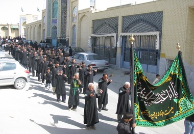 ابرکوه در سالروز شهادت حضرت فاطمه (س) غرق در ماتم است