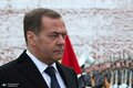 مدودف: زلنسکی دست اربابش ترامپ را گاز گرفت! / تشدید اختلافات ترامپ و زلنسکی بر سر روند صلح اوکراین 