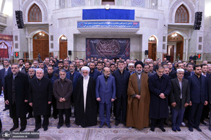 تجدید میثاق رییس و جمعی از مدیران ارشد صدا و سیما با آرمان های امام خمینی(س)