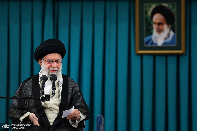 دیدار دست‌اندرکاران کنگره شهدای استان قم با رهبر معظم انقلاب