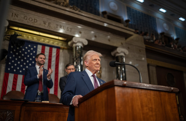 سخنرانی ترامپ طولانی‌ترین سخنرانی در ۶۱ سال گذشته است/ رئیس جمهور از کارهایش تعریف و تمجید کر د