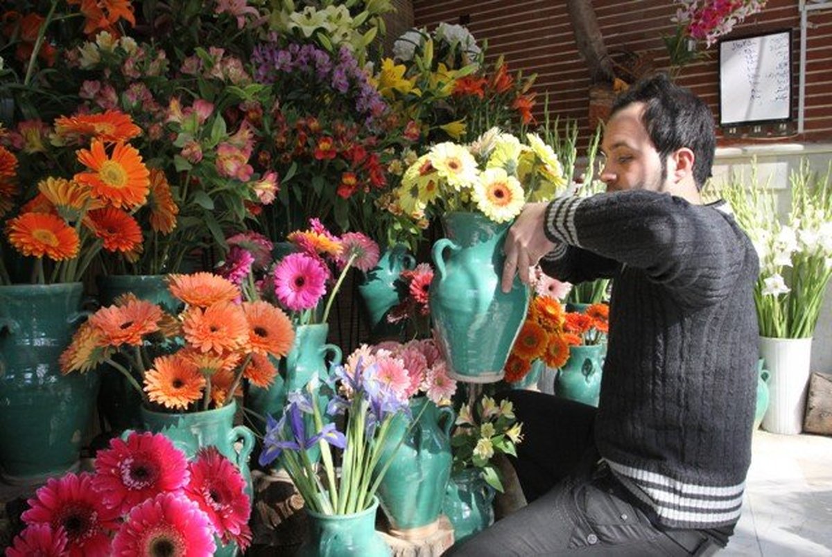 قیمت انواع گل برای روز مادر