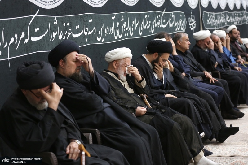 مراسم شام غریبان حسینی (ع) در حرم مطهر امام خمینی (س)