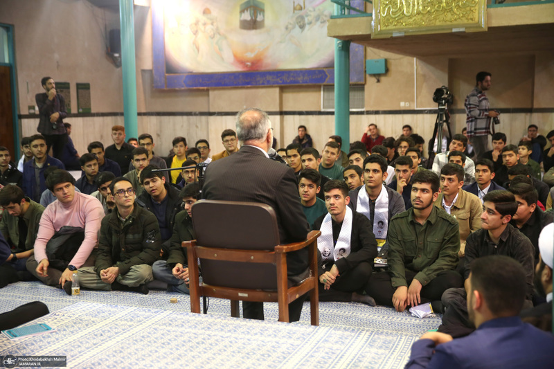 مراسم مجمع عالی بسیج دانش آموزی در حسینیه جماران