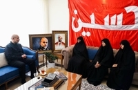 حضور قالیباف در منزل سپهبد شهید غلامعلی رشید (1)