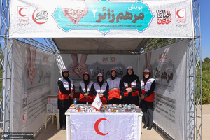 بدرقه 22 هزار امدادگر هلال احمر از جوار حرم امام خمینی (س)