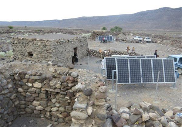 27 پنل انرژی خورشیدی در بردسیر به بهره برداری رسید
