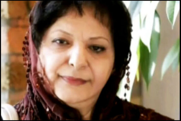 چیستا غریب درگذشت
