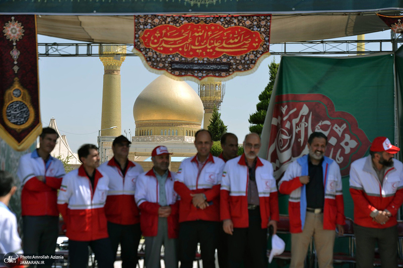 بدرقه 22 هزار امدادگر هلال احمر از جوار حرم امام خمینی (س)