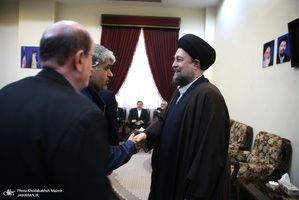 حاشیهتجدید میثاق رئیس و جمعی از نمایندگان مجلس شورای اسلامی با آرمان‌های امام خمینی(س)