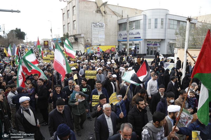 راهپیمایی نمازگزاران قمی‎ در محکومیت جنایت تروریستی کرمان