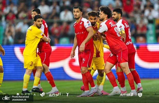 هفته دهم لیگ برتر فوتبال| پرسپولیس 0-0 فولاد خوزستان (نیمه دوم)+ عکس