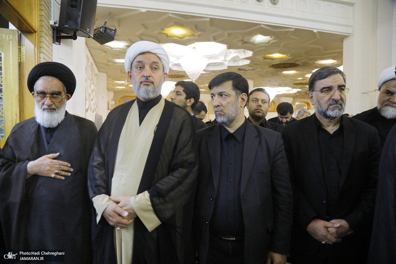 مراسم بزرگداشت رئیس جمهوری و یارانش در حرم حضرت معصومه(س)