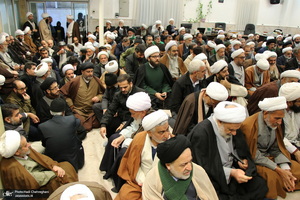 عمامه گذاری طلاب در روز عید مبعث توسط مراجع عظام تقلید‎‎